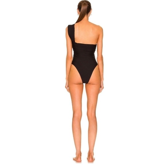 NWT GAUGE81 Black Digos One Shoulder Cutout Ruched One Piece Swimsuit Size S - Picture 2 of 9
